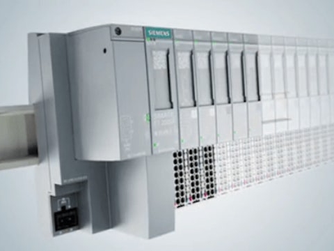 Siemens SIMATIC S7-1200 PLC - Bộ điều khiển nhỏ gọn cho hệ thống tự động hóa vừa và nhỏ